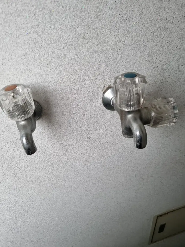 세탁실 베란다 수도꼭지 교체 - 실용성과 내구성을 높이는 선택 - 막힘해결119